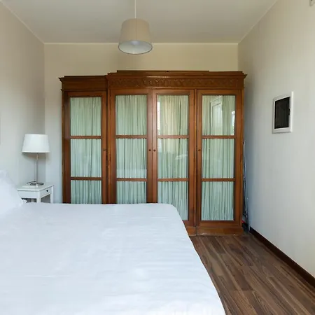 Montenapoleone - Sant Andrea Charme Penthouse * Mediolan