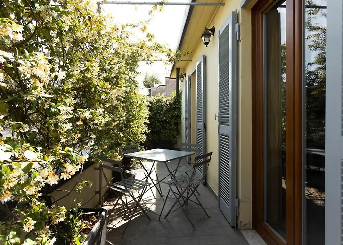 아파트 Montenapoleone - Sant Andrea Charme Penthouse *